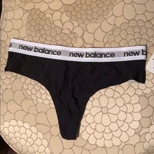 New Balance Women’s Fusion Thong - NWT - Small